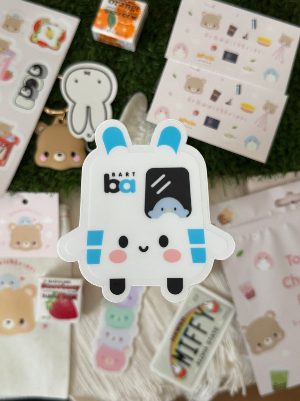 Barty von Melody Fanart mit Bloo the Blue Penguin Vinyl-Aufkleber